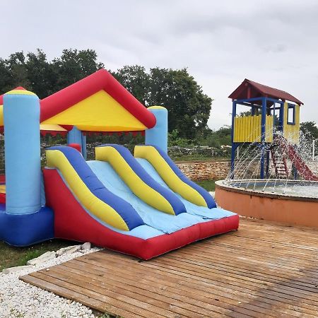 Holiday Park Village Jelovci Kringa Exterior foto
