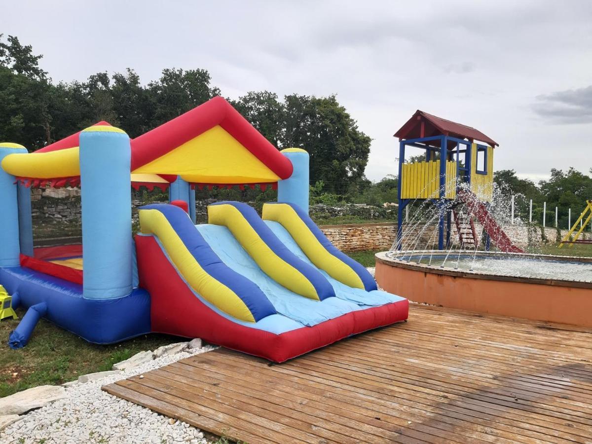 Holiday Park Village Jelovci Kringa Exterior foto