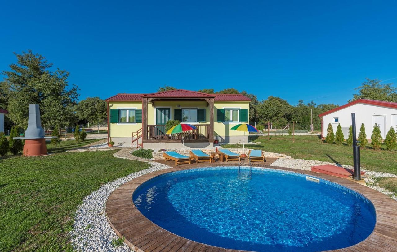 Holiday Park Village Jelovci Kringa Exterior foto