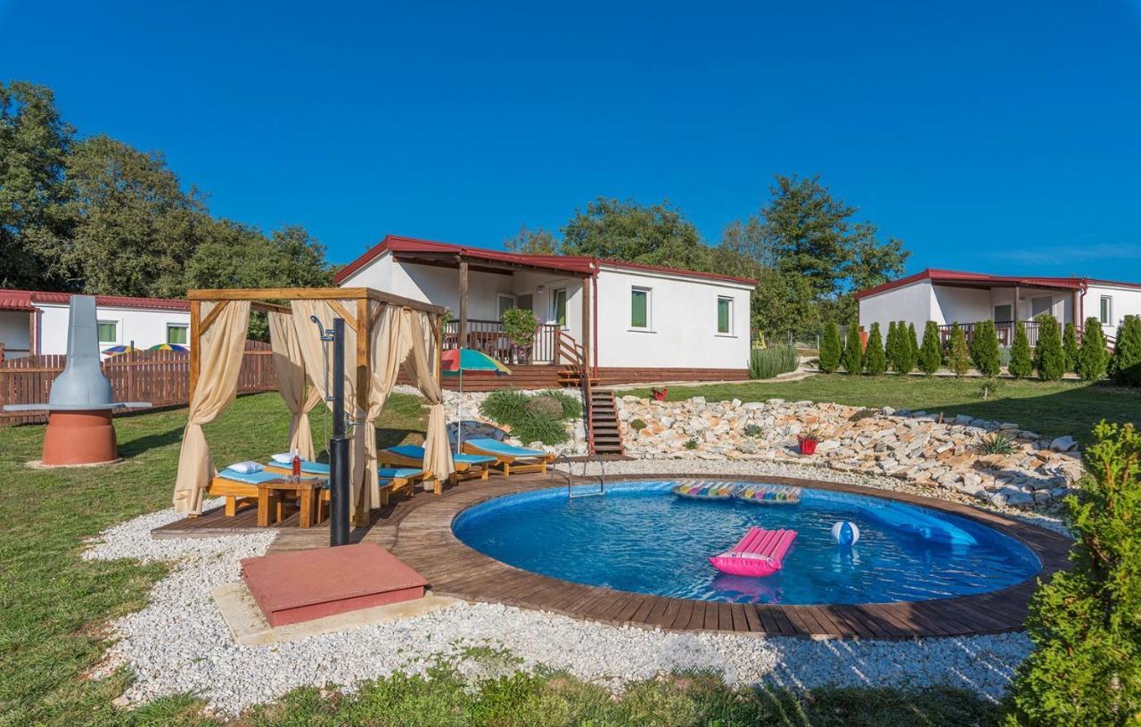 Holiday Park Village Jelovci Kringa Exterior foto